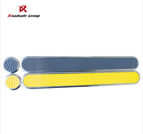 Latest company news about สี ROADSAFE สีเหลือง ชี้แจงการสัมผัสการเคลื่อนไหว 304/316 สายชี้แจง สายผิวพลาสติก