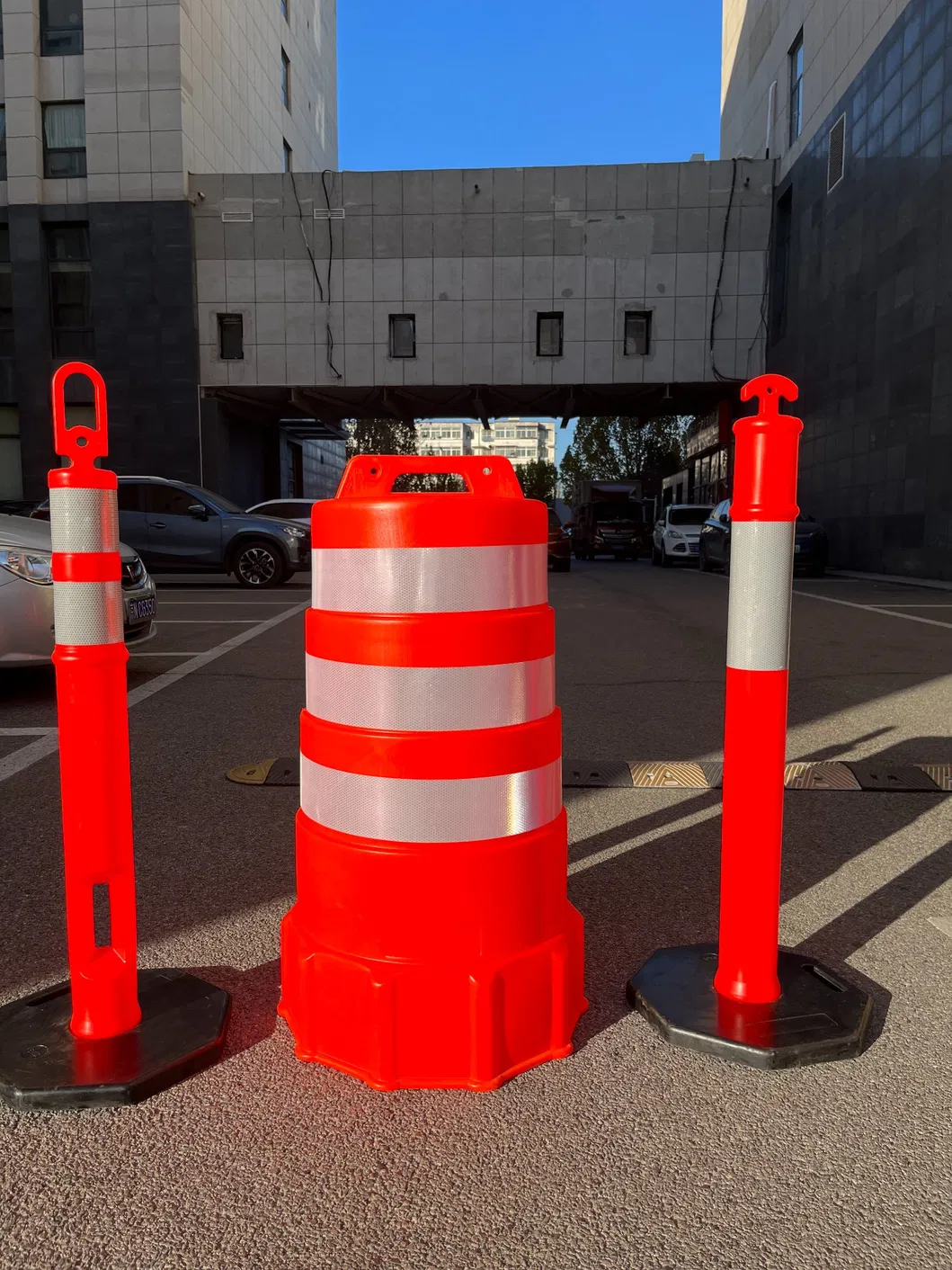 ถังจราจร PE ขายดีของ ROADSAFE, ถังกันกระแทก, ถังเตือนความปลอดภัยบนท้องถนน 0