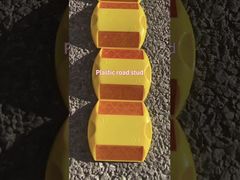 หมุดถนนพลาสติกหลายประเภท ทรงสี่เหลี่ยม ราคาถูก ประเภทสีดำ