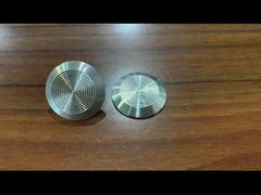 ปุ่มสัมผัสบอกทิศทางสำหรับทางเท้า