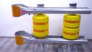 W Beam Highway Guardrail แผงกั้นความปลอดภัย